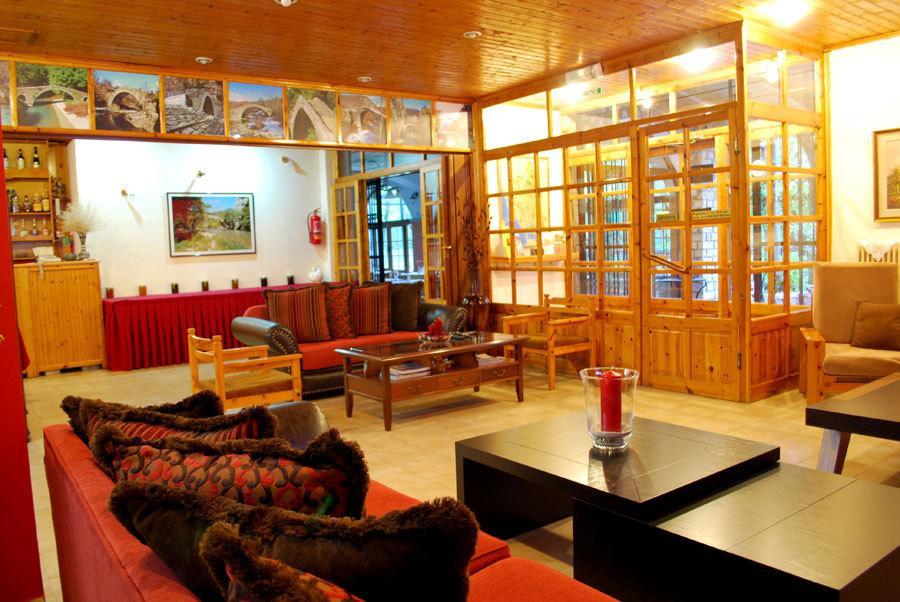 Hotel Faraggi Kleidonia ภายนอก รูปภาพ